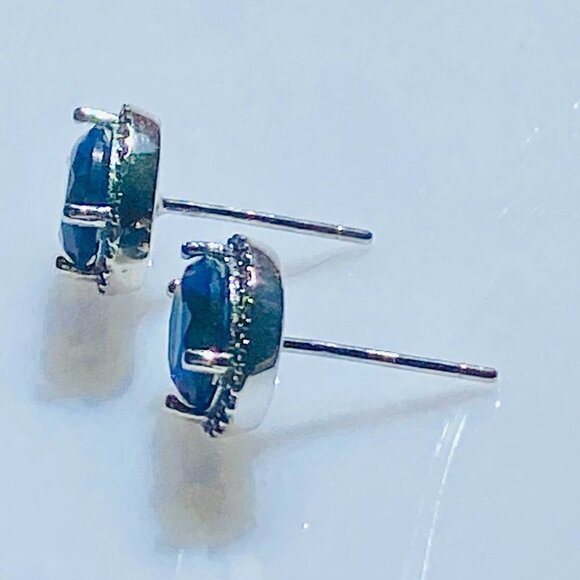 ❤️ Sterling Silver Blue Sapphire Cubic Zirconia Earrings - Picture 10 of 11